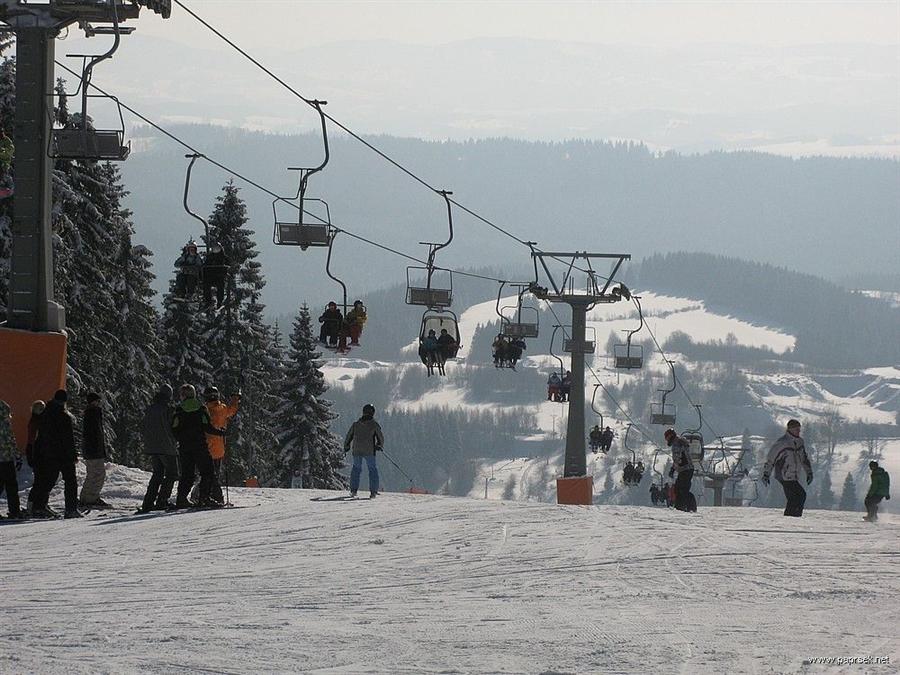 SNOW  PARK PAPRSEK U STARHO MSTA P. SN̎NKEM