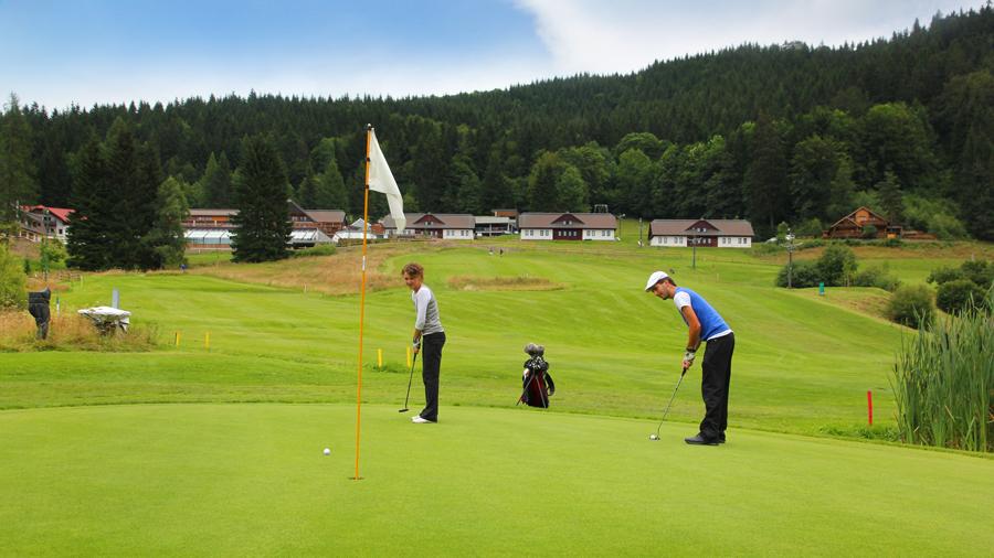 GOLFOV HIT HORAL VELK KARLOVICE