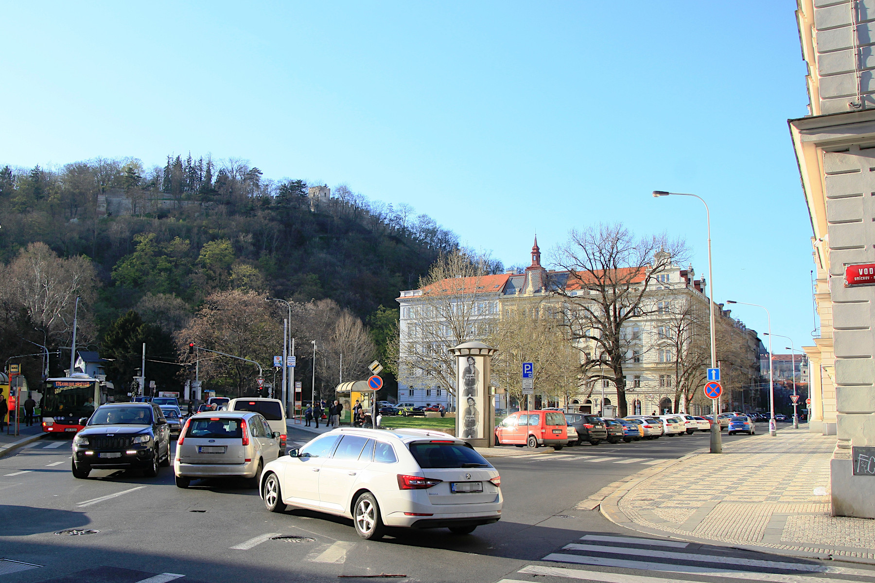 PRAHA - SM�CHOV